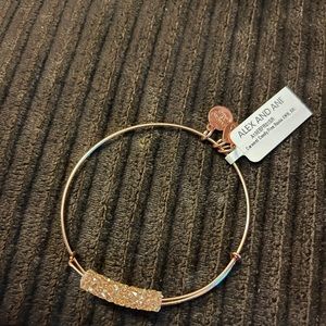 Alex and Ani star of Venus bracelet! Never worn!